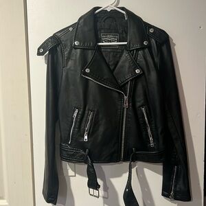 Brand New, never worn small Levi’s faux Leather jacketed